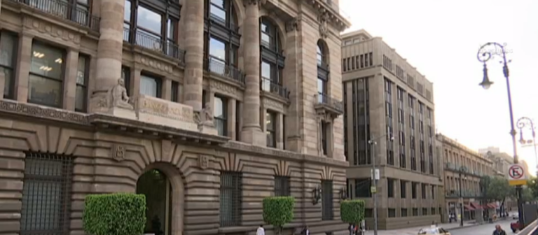 Especialistas económicos del sector privado bajan a 1.63% su pronóstico del PIB en 2019
