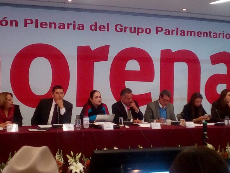 UIF-Politicos-lavado