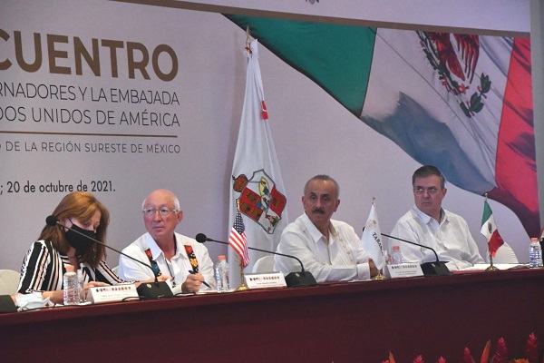 Estados Unidos y empresarios se comprometen a invertir 25 mil mdd
