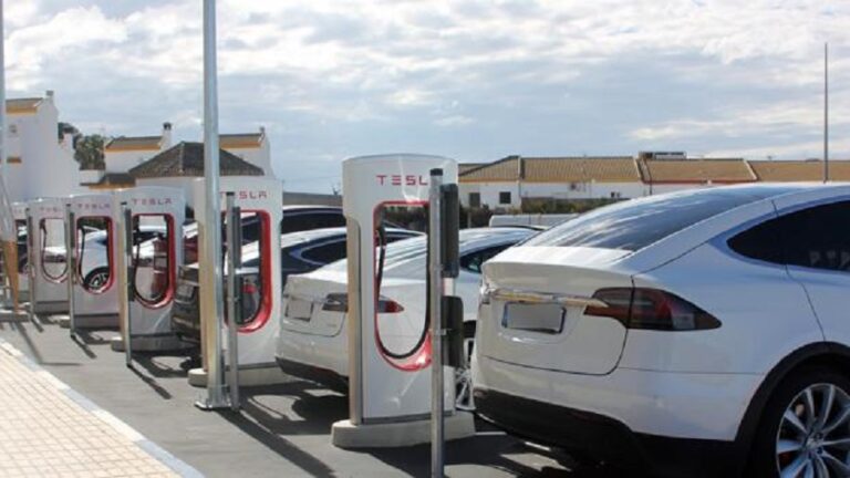 tesla-charger