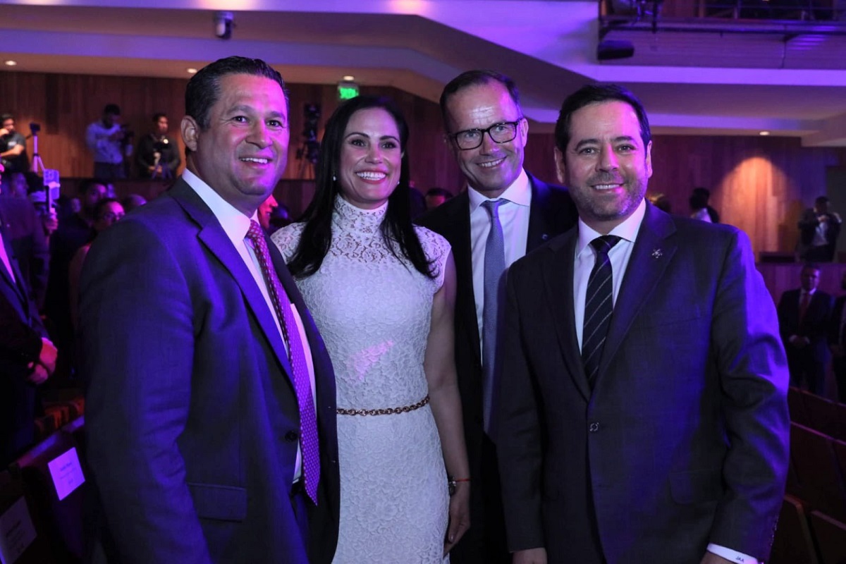 Industria mexicana, cuna de llantas de autos autónomos