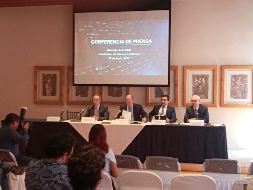 Más de 200 mil mdp para apoyar programas de Sheinbaum Pardo
