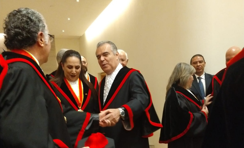 «Paco» Cervantes se integra a Academia Mexicana de Derecho Internacional