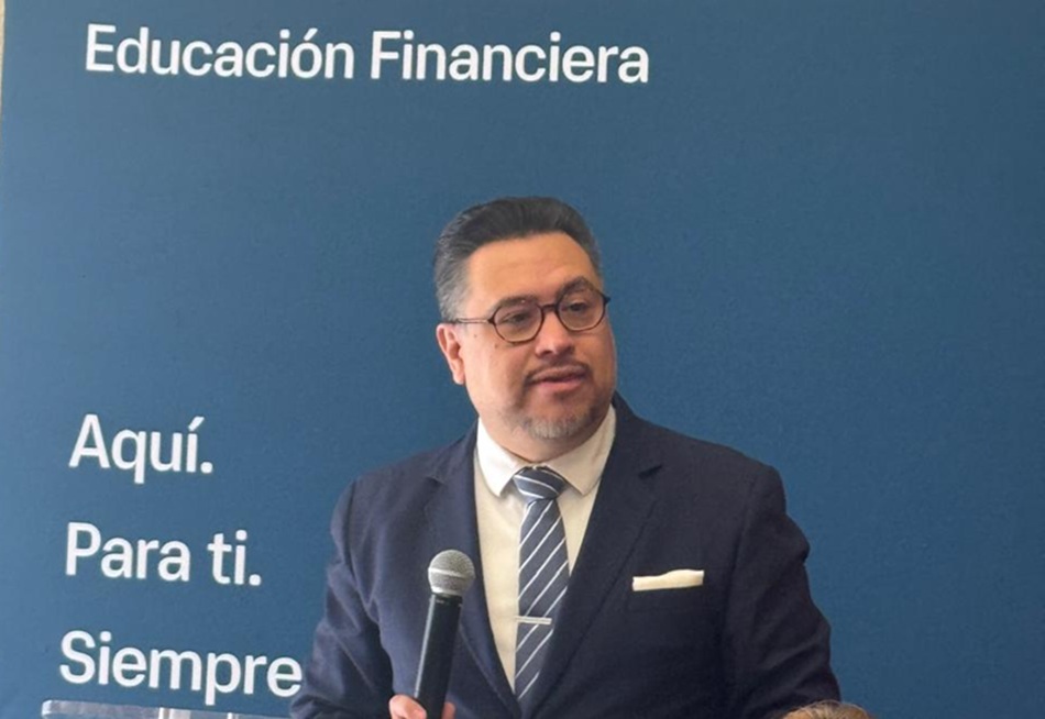 Ángel Cabrera Mendoza-CNBV