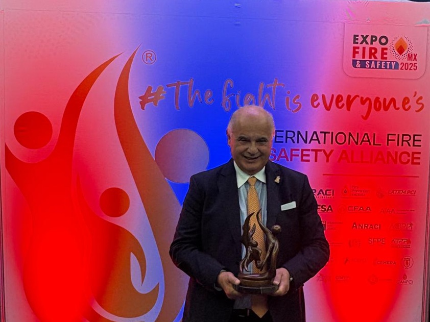 Carlos Eduardo Morett Flores