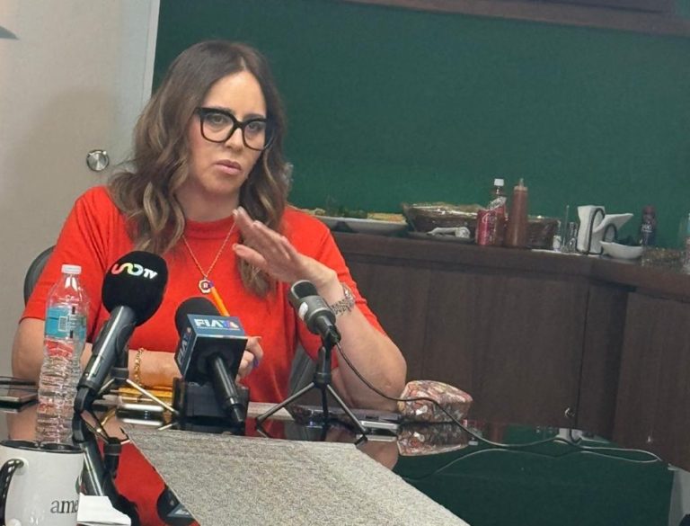 Rocío Robles Serrano, Amexgas