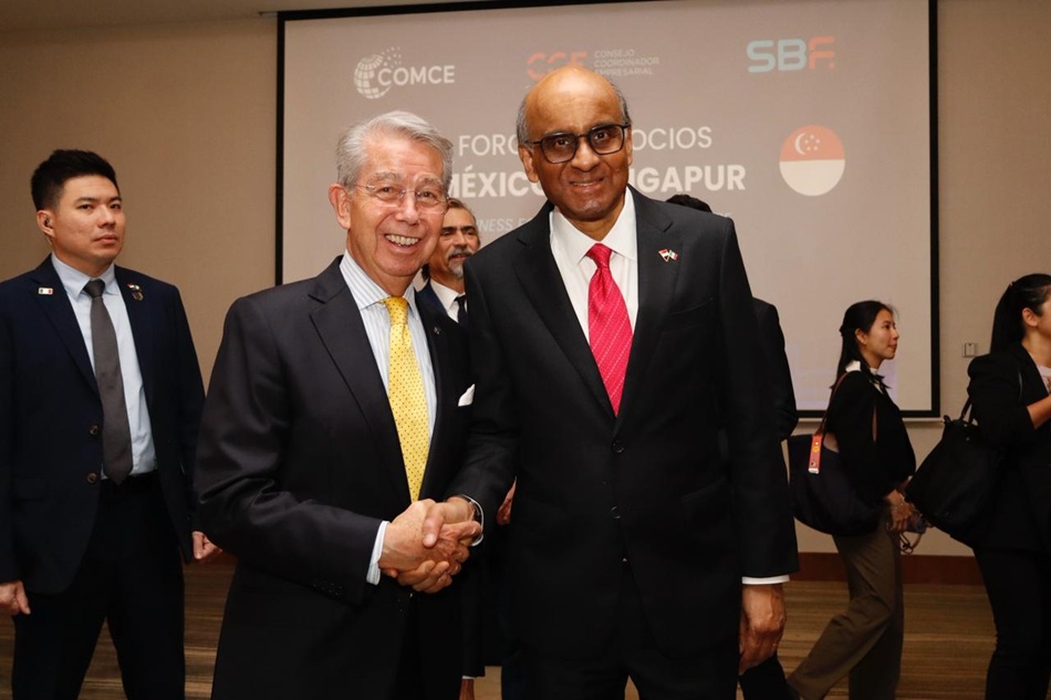 Sergio Contreras y Tharman Shanmugaratnam