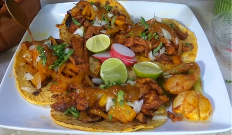 Tacos al pastor